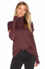 Womens Cut Out Sweaters – Turtleneck Jumpers – Trending Knitwear – FEEL THE PIECE Cashmere Bland Sylvia Sweater