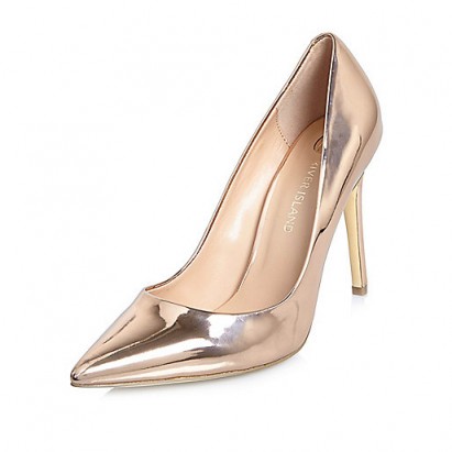 River Island Rose gold patent court heels – metallic high heeled courts