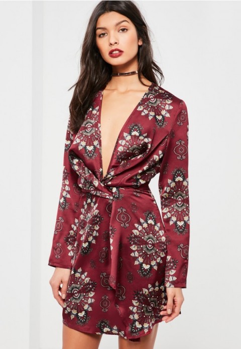 Missguided burgundy print silky wrap dress – dark red evening dresses – going out fashion – plunge front party wear – printed fabrics – deep v neckline