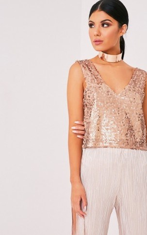 Pretty Little Thing Camari Gold Sequin V Neck Crop Top – sequined tops – glamorous evening wear – shimmering party fashion – going out glamour – embellished – glitzy - flipped