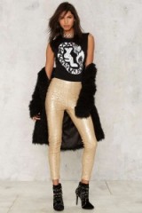 Walk the Shine Sequin Leggings. Gold sequined skinny pants | shimmering going out trousers | glam evening fashion
