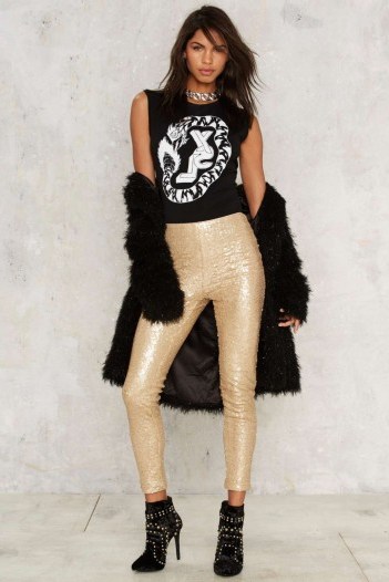Walk the Shine Sequin Leggings. Gold sequined skinny pants | shimmering going out trousers | glam evening fashion - flipped