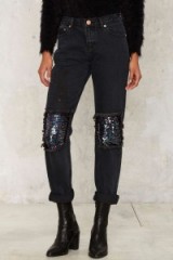 Glamorous Weak in the Knees Sequin Jeans. Black denim | sequins | sequined embellished patches | casual glamour