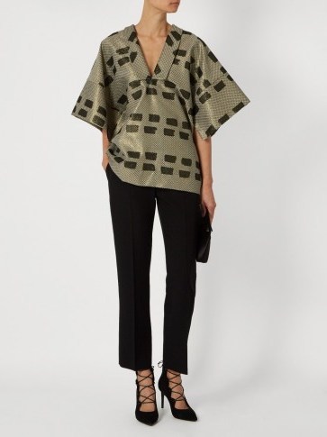 VIVIENNE WESTWOOD ANGLOMANIA Kick Out jacquard kimono top. Oriental style tops | wide sleeved fashion - flipped