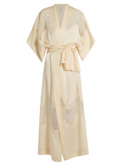CARINE GILSON Lace-insert long cream silk-satin kimono. Oriental style fashion | luxe style kimonos | luxury night gowns | designer lounge wear