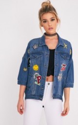 pretty little thing RAQUISHA MID WASH BADGE DETAIL OVER SIZED JACKET. Blue denim jackets | casual weekend style