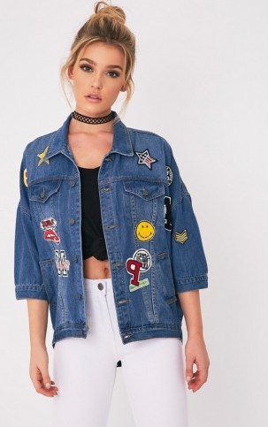 pretty little thing RAQUISHA MID WASH BADGE DETAIL OVER SIZED JACKET. Blue denim jackets | casual weekend style - flipped