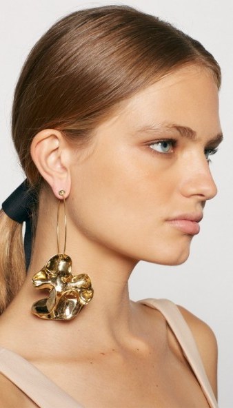 PAIGE NOVICK FOR TIBI SINGLE FLORAL SCULPTURE EARRING ~ statement jewellery ~ flower earrings - flipped