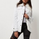 River Island White faux fur lined parka – stylish winter coats – on trend parkas – casual fashion