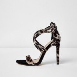 river island leopard print caged strap sandals – glamorous animal prints – velvet high heels – strappy evening shoes