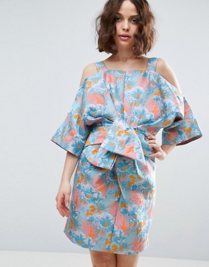 ASOS SALON Bow Front Kimono Mini Dress in Tropical Jacquard. Oriental style | cold shoulder dresses | statement bows | wide sleeve