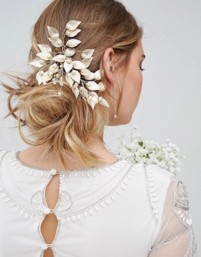 Love Rocks Leaf & Faux Pearl Cluster Comb ~ gold bridal hair accessories ~ floral accessory ~ wedding hair combs - flipped