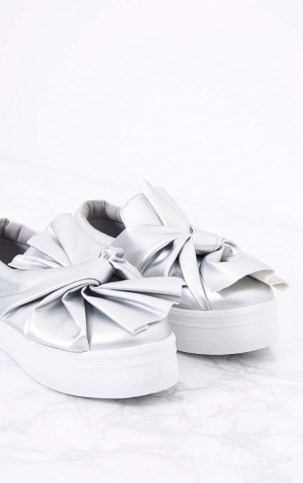 Pretty Little Thing WREN SILVER BOW FLATFORM PUMPS. Flatforms | casual flats | flat shoes - flipped