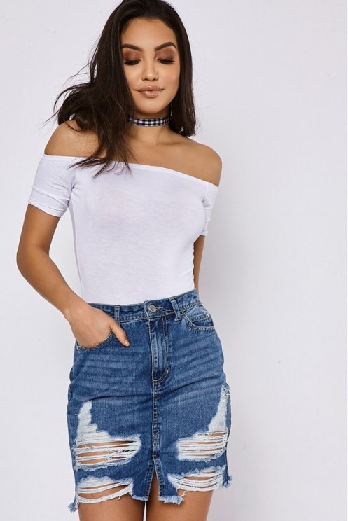 In The Style JAMILEE MID WASH DISTRESSED DENIM MINI SKIRT - flipped