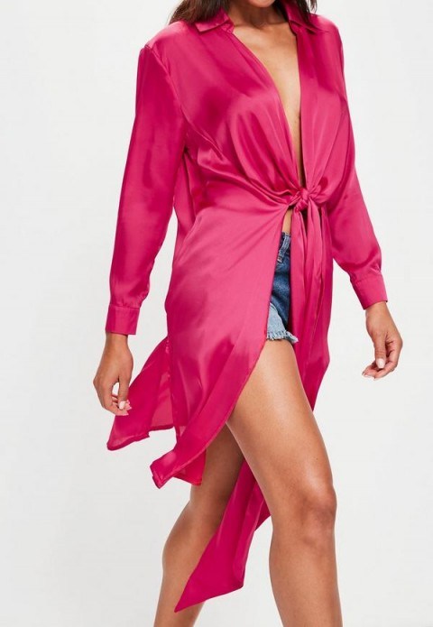 missguided – pink hammered satin twist front longline shirt - flipped