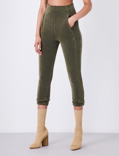 YEEZY Skinny cropped stretch-towelling jogging bottoms army-green - flipped