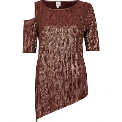 River Island Bronze asymmetric hem and shoulder T-shirt – casual glamour - flipped