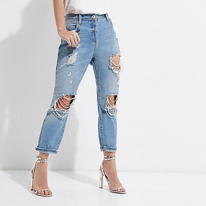 Jesy Nelson destroyed jeans on Instagram, River Island petite mid blue Ashley ripped boyfriend jeans, posted 12 July 2017. Celebrity denim | casual star style - flipped