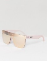 Quay Australia X Kylie Jenner Hidden Hills Flat Brow Sunglasses In Pink