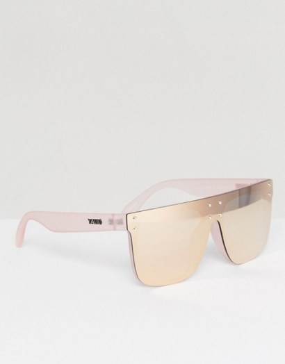 Quay Australia X Kylie Jenner Hidden Hills Flat Brow Sunglasses In Pink - flipped