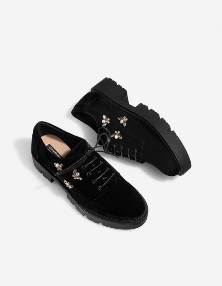 STRADIVARIUS Bejewelled brogues with track soles