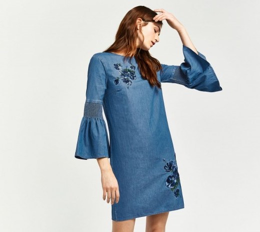 Warehouse EMBROIDERED DRESS / blue denim dresses - flipped