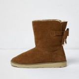 River Island Light brown bow fur lined short boots – suede winter booties