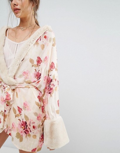 Rahi Cali Wisteria Sunday Rose Robe Top | faux fur trimmed robes