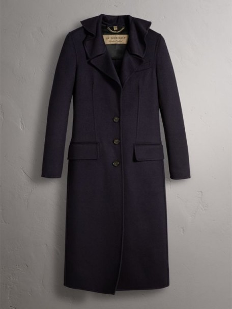 BURBERRY Ruffled Collar Wool Cashmere Coat – elegant single breasted coats – winter chic
