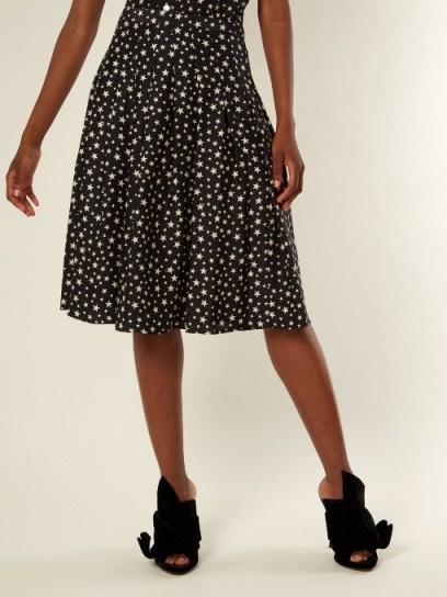 HVN Saree star-print pleated silk skirt | soft pleated skirts - flipped