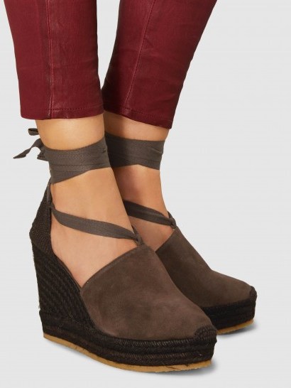 CASTAÑER‎ Velvet Espadrille Wedges ~ chocolate-brown high heel espadrilles - flipped