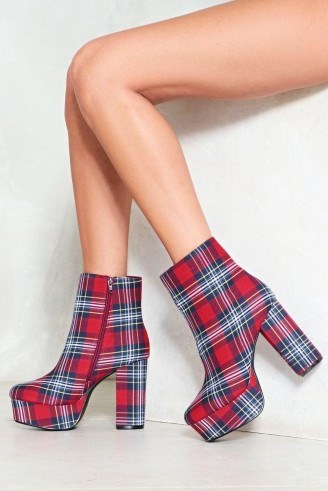 Nasty Gal Drawing Parallels Tartan Boot ~ red check chunky boots - flipped