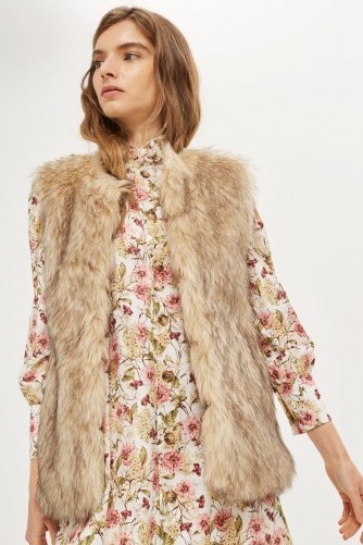 TOPSHOP Faux Fur Gilet – brown fluffy sleeveless jackets – furry gilets - flipped