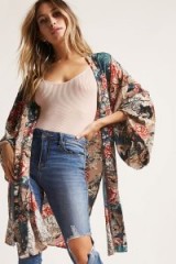 FOREVER 21 Floral Open-Front Kimono