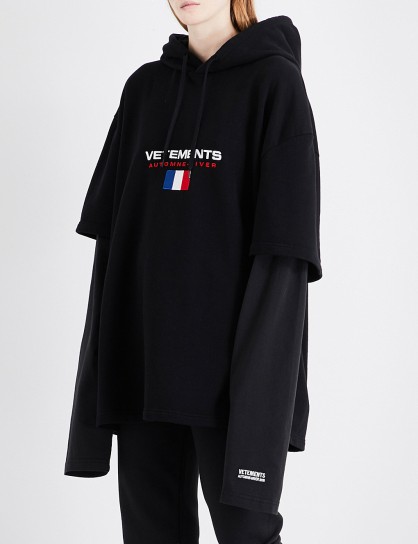 VETEMENTS Double-sleeve cotton-blend hoody | black logo hoodie | oversized designer hoodies | streetwear