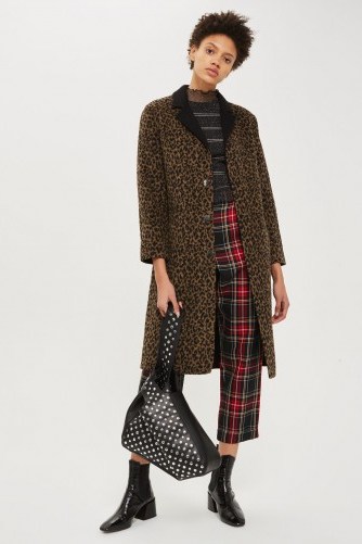TOPSHOP Buttoned Seam Leopard Print Coat – animal printed coats – glamorous winter style - flipped