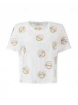 GUESS KISS PRINT T-SHIRT | white round neck boxy T-shirts | printed tee