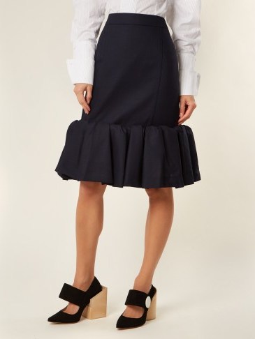 JACQUEMUS La Jupe Froncée gathered-hem wool skirt ~ navy-blue structured ruffle hem skirts - flipped