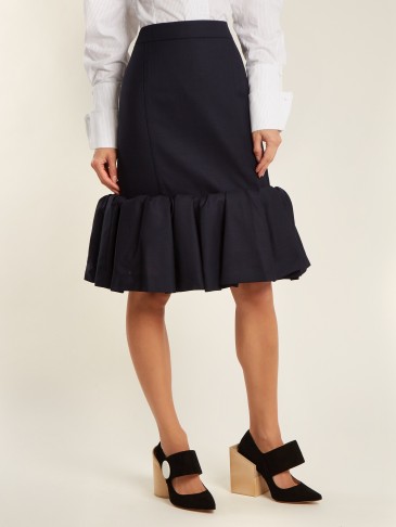 JACQUEMUS La Jupe Froncée gathered-hem wool skirt ~ navy-blue structured ruffle hem skirts