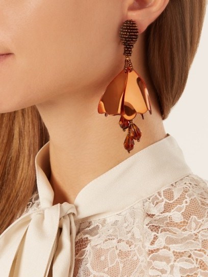 OSCAR DE LA RENTA Mini Impatiens clip-on earrings ~ bronze floral statement jewellery - flipped
