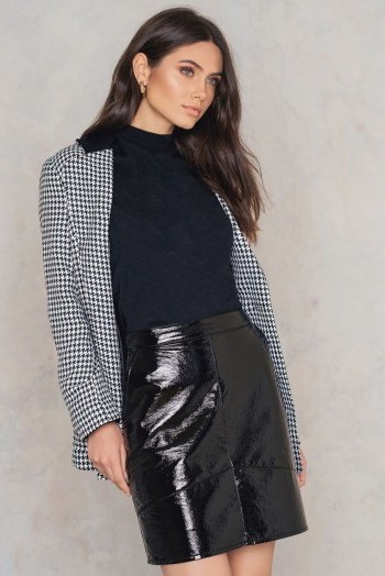 NA-KD X Therese Lindgren Paulin Patent Skirt | black high shine skirts - flipped