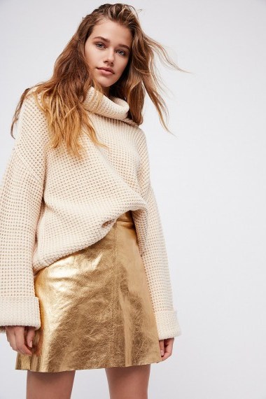 Otto Dame Pelle Skirt in Oro / gold luxe leather skirts - flipped