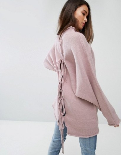 PrettyLittleThing Oversized Knitted Bow Back Jumper | mauve slouchy back tie jumpers - flipped