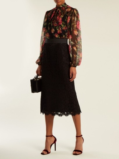 DOLCE & GABBANA Cordonetto-lace pencil skirt ~ straight black skirts ~ beautiful Italian fashion