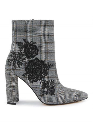 Miss Selfridge DENMARK Checked Embroidered Boots / check print boot