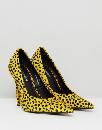 Jeffrey Campbell Ikon Yellow Jaguar Extreme Point Court Shoes – yellow animal print courts - flipped