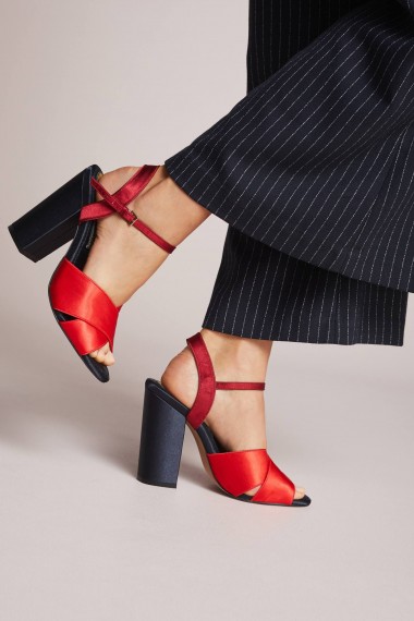 Capsule Collective International Wilhemina Heels / red chunky heeled sandals