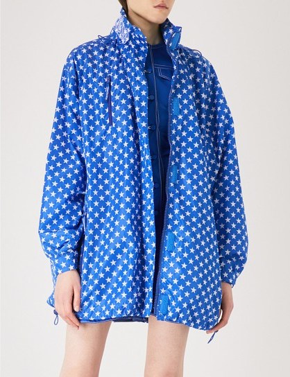 GIVENCHY Star-print hooded shell jacket in electric blue | stylish casual/rain jackets - flipped