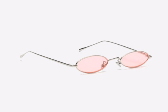 BLANK SUNGLASSES in GRACE Pink, as worn by model Bella Hadid out in Paris, January 2018. Celebrity accessories | models eyewear - flipped