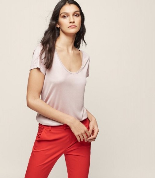REISS KELLY SCOOP-NECK T-SHIRT ASH PINK ~ essential style staple ~ slinky t-shirts - flipped